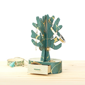 THE DECOPATCH JEWELLERY TREE